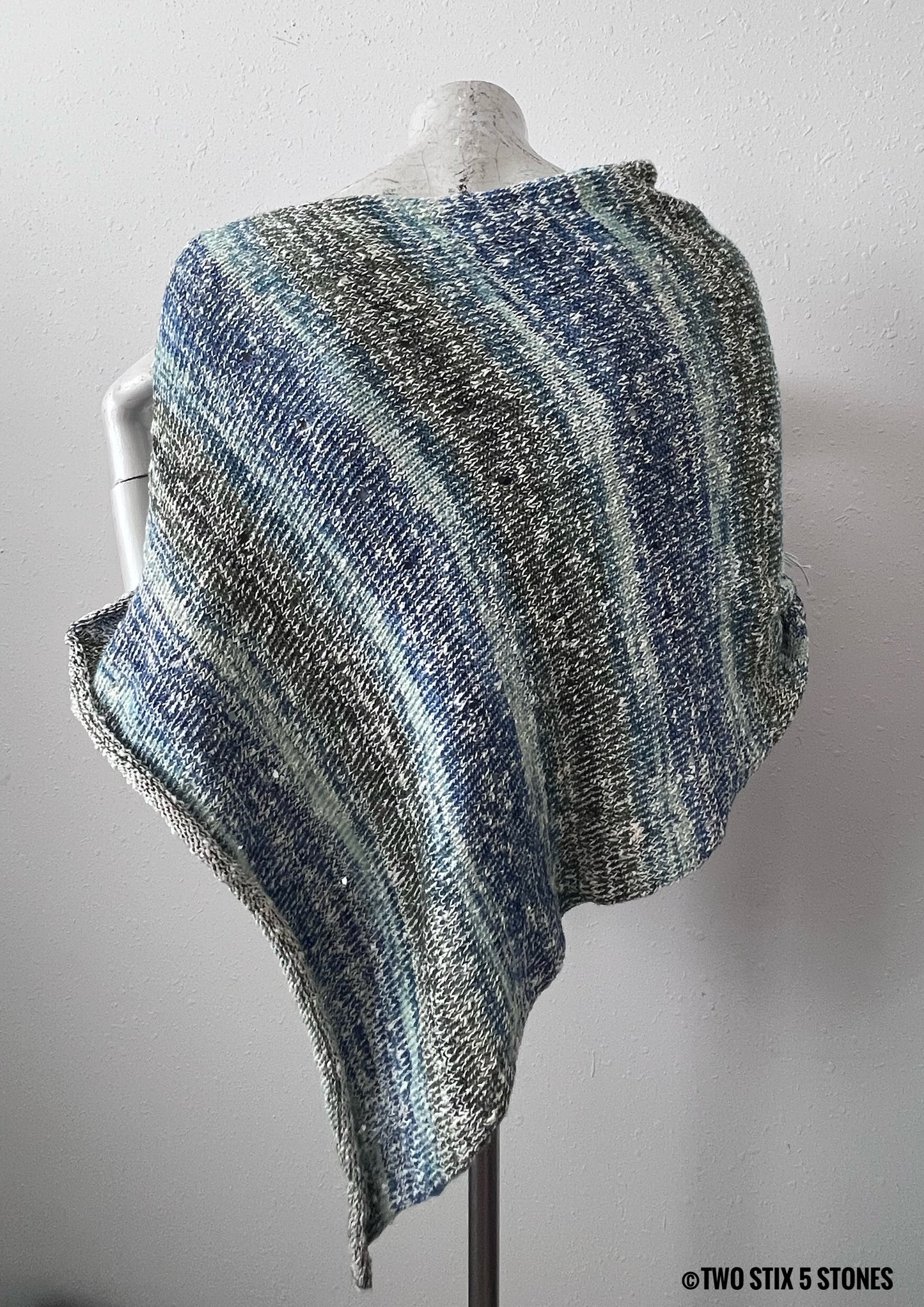 Poncho w/Lace & Fringe