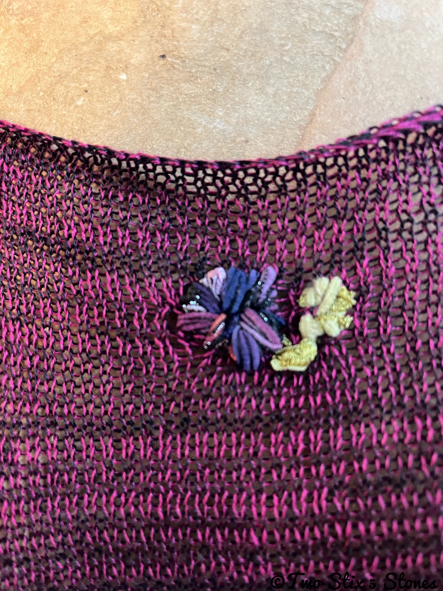 Wine Tweed Swing Top