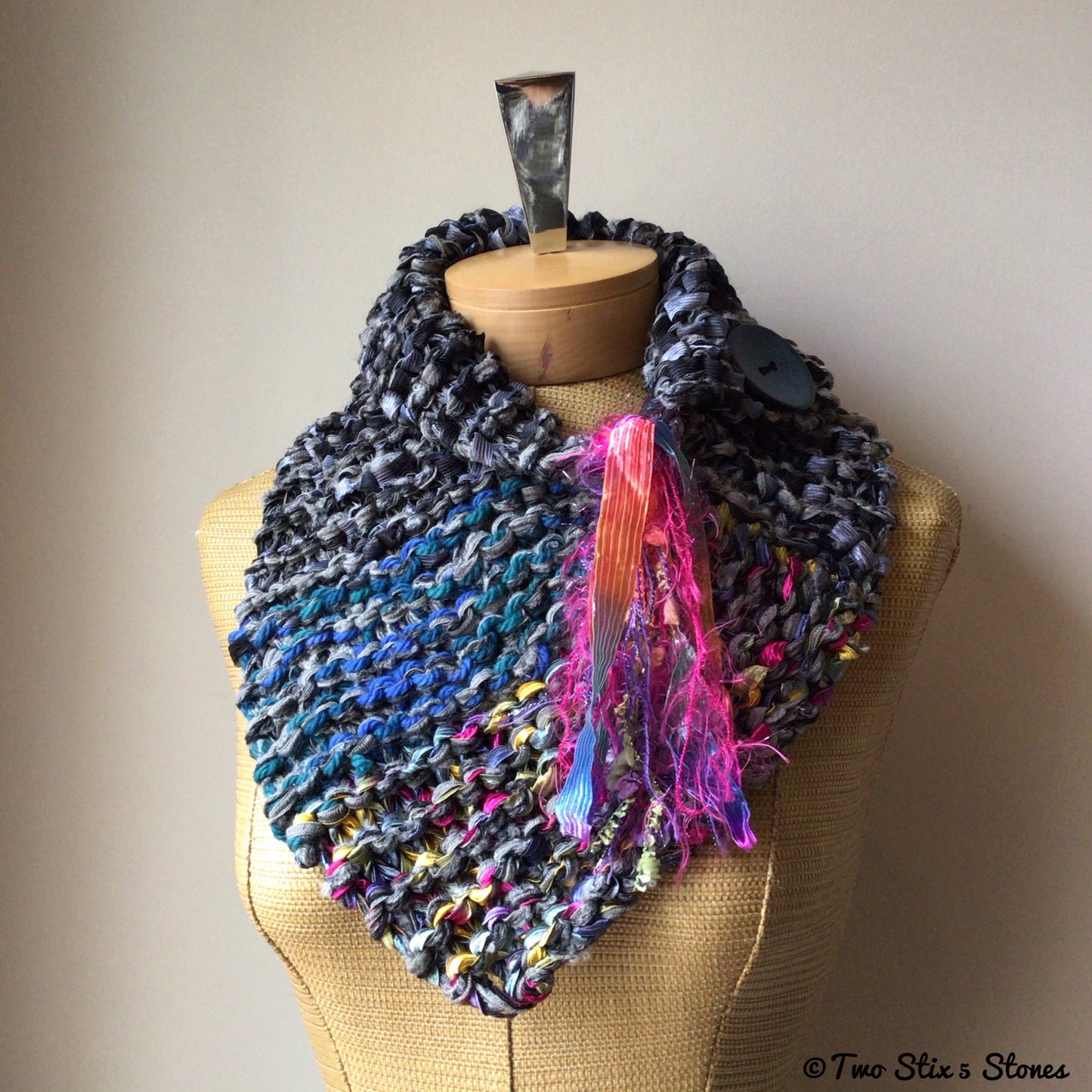 Variegated Tweed Knit Shawlette