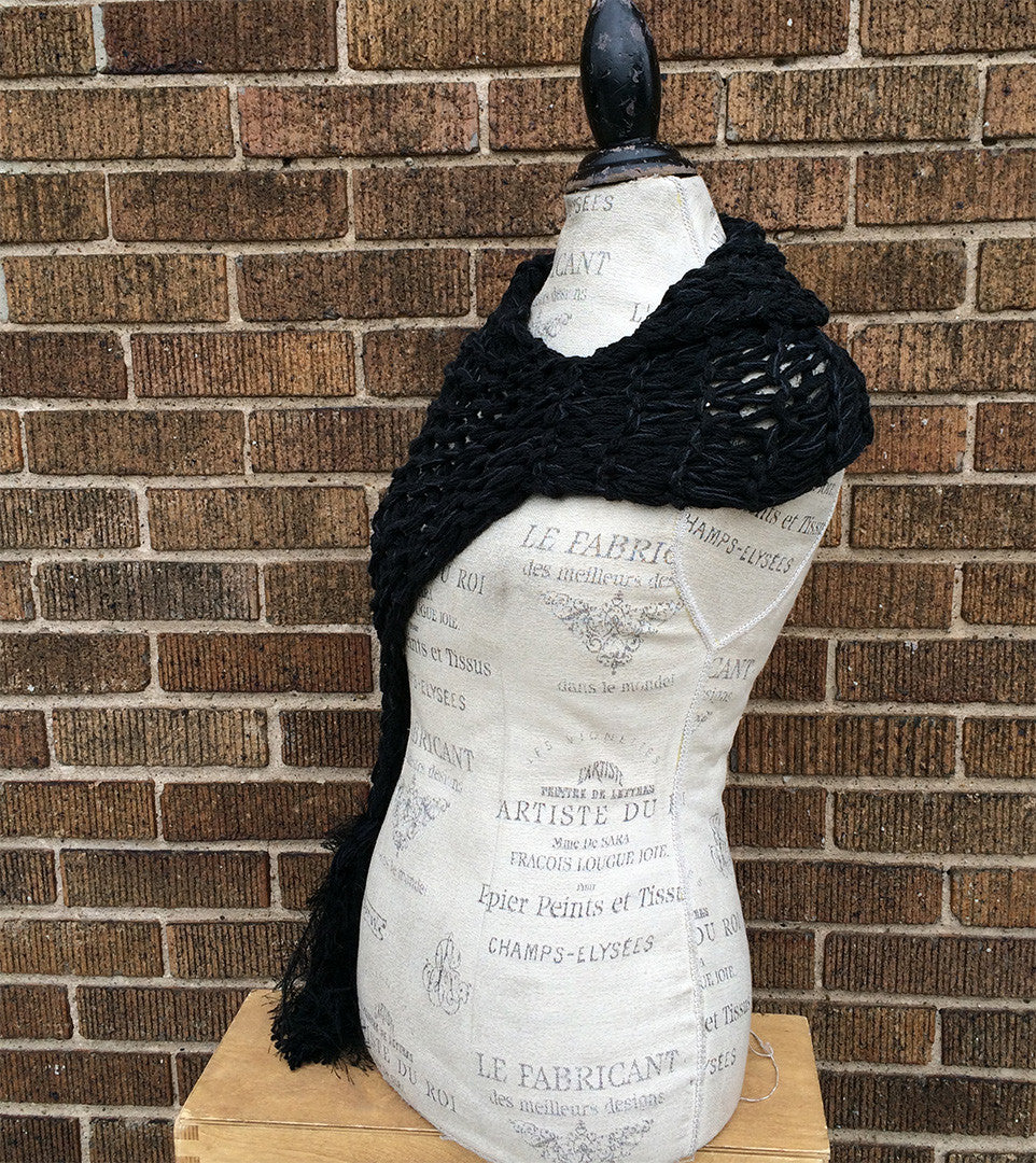 Black Tweed Shawl w/Tassel