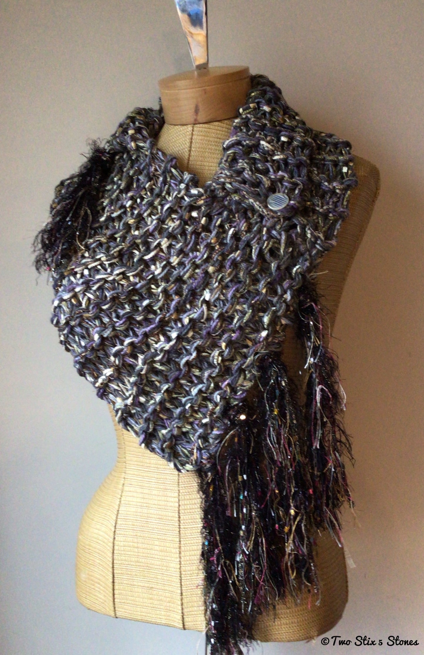 Luxe Grey Tweed Shawlette