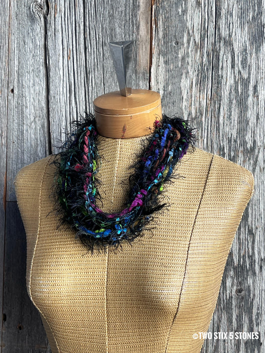 Fiber Neckpiece w/Band