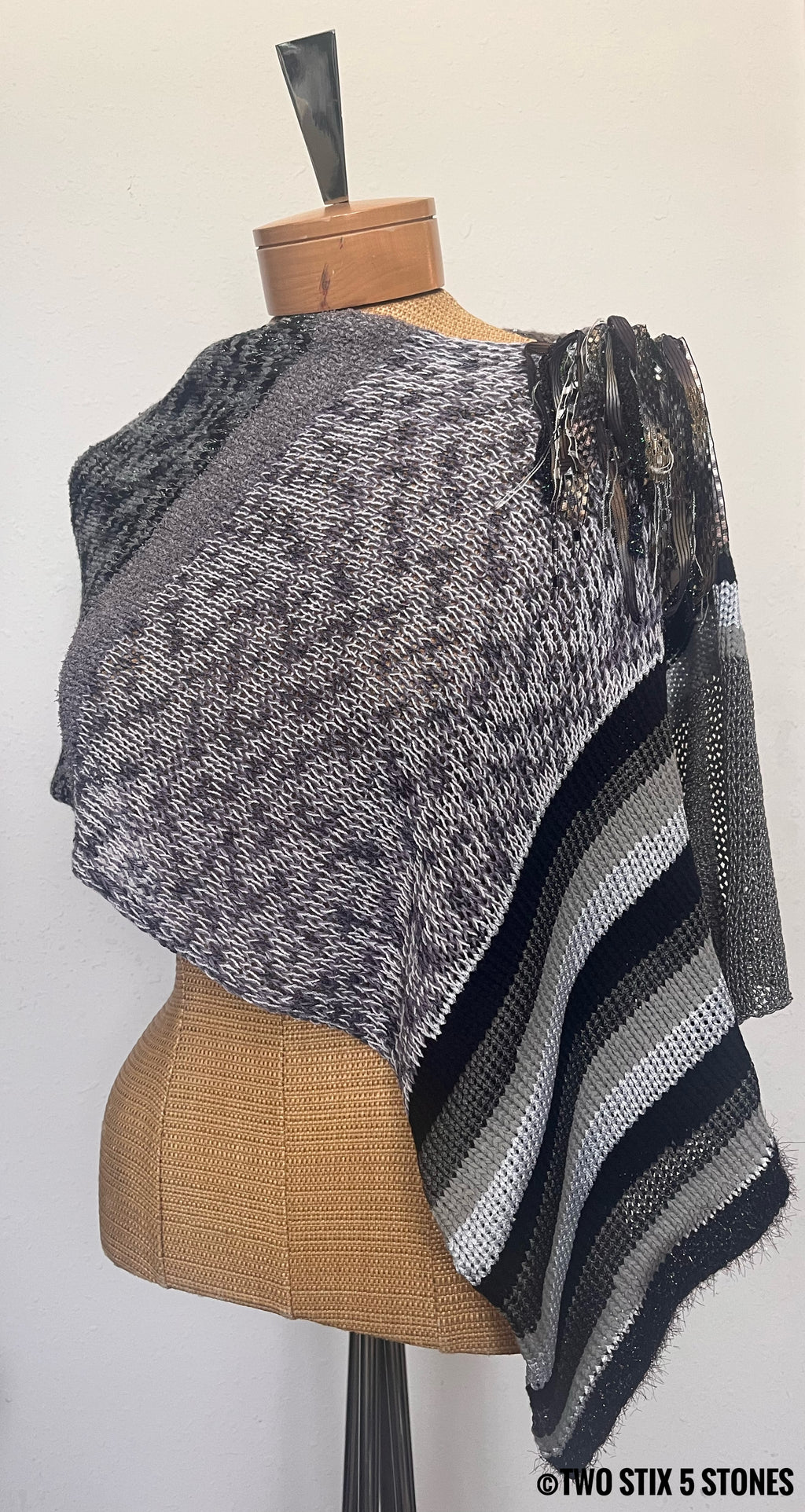 Black & Grey Tweed Shawl w/Fringw