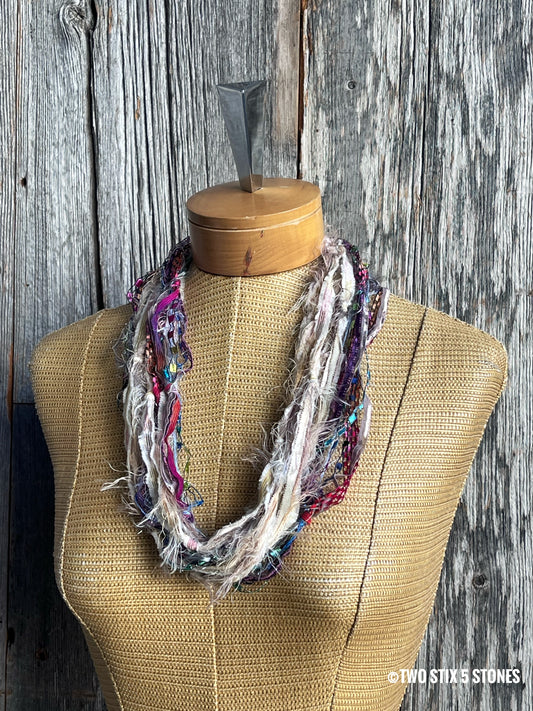 Fiber Neckpiece w/Band