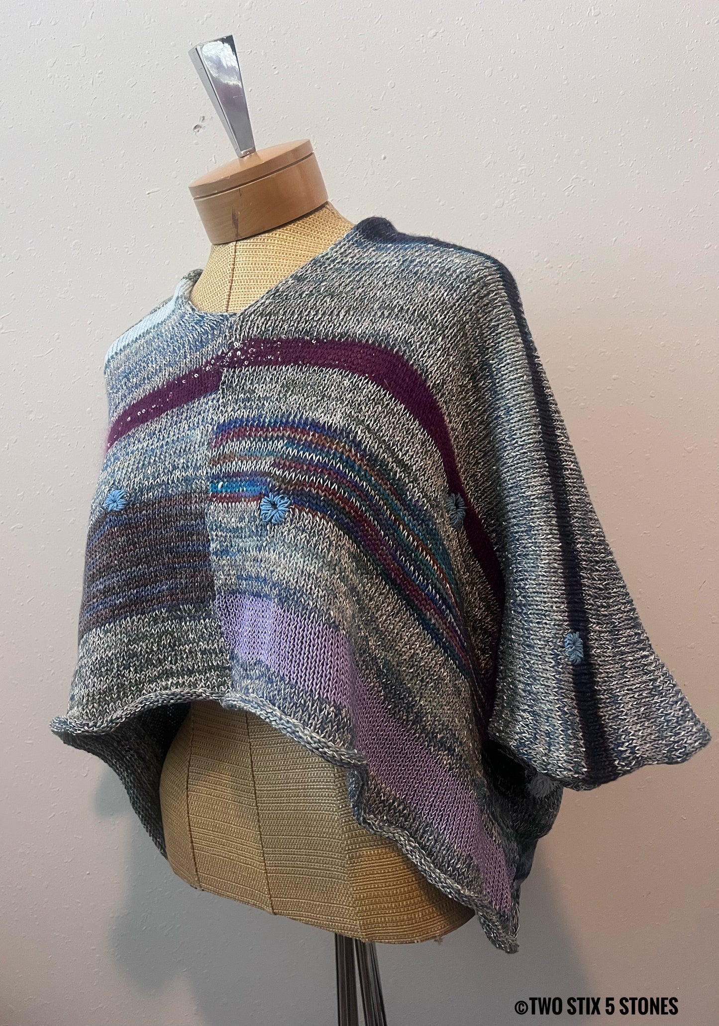 Poncho w/Sleeves