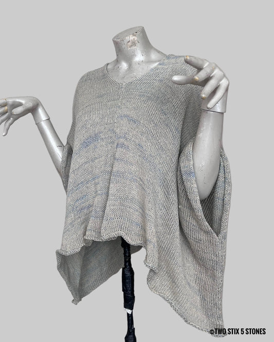 Poncho w/Sleeves