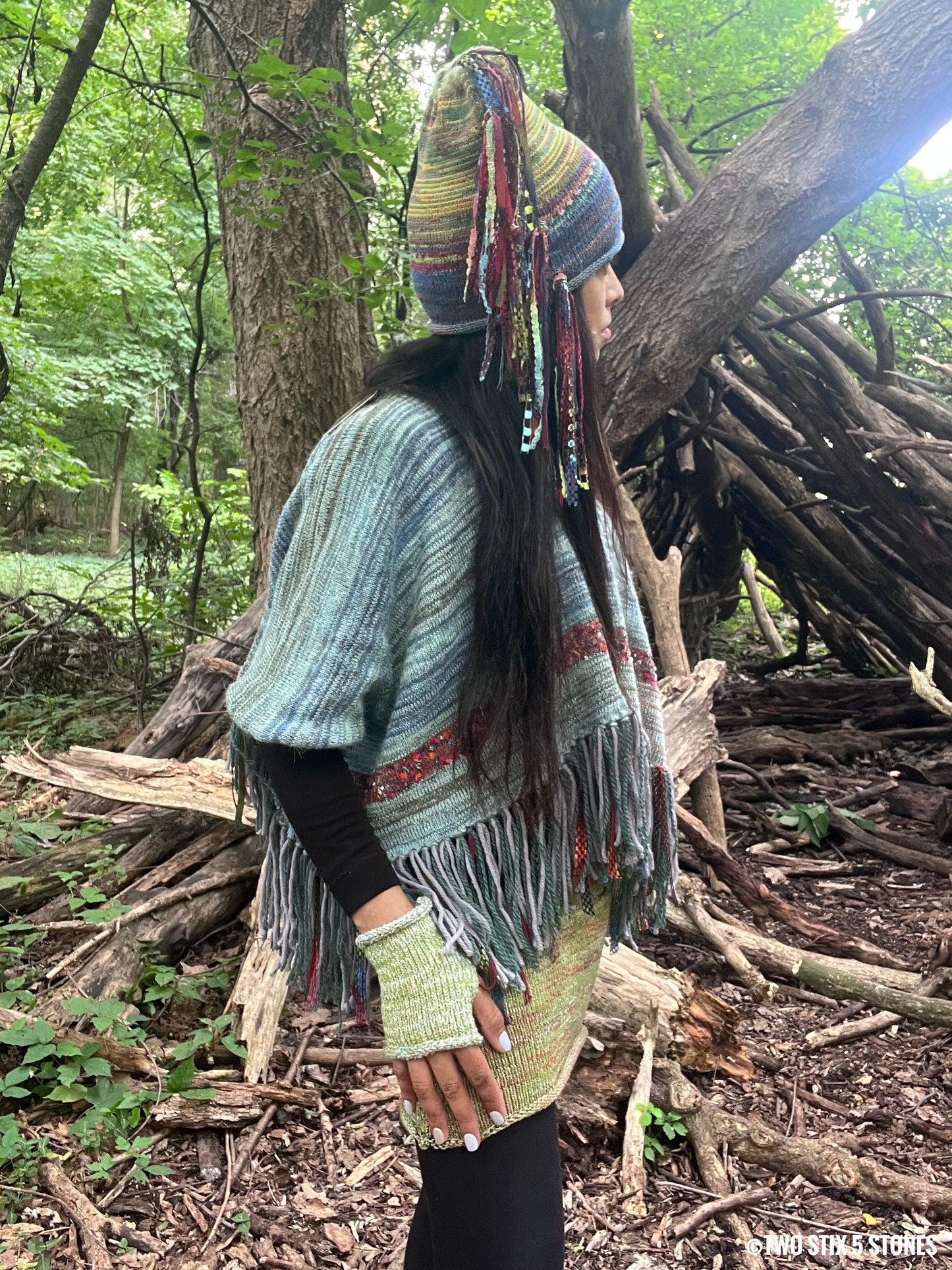 Poncho w/Sleeves & Fringe