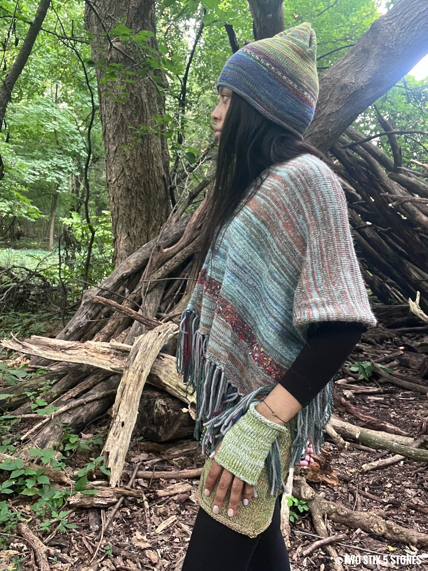 Poncho w/Sleeves & Fringe
