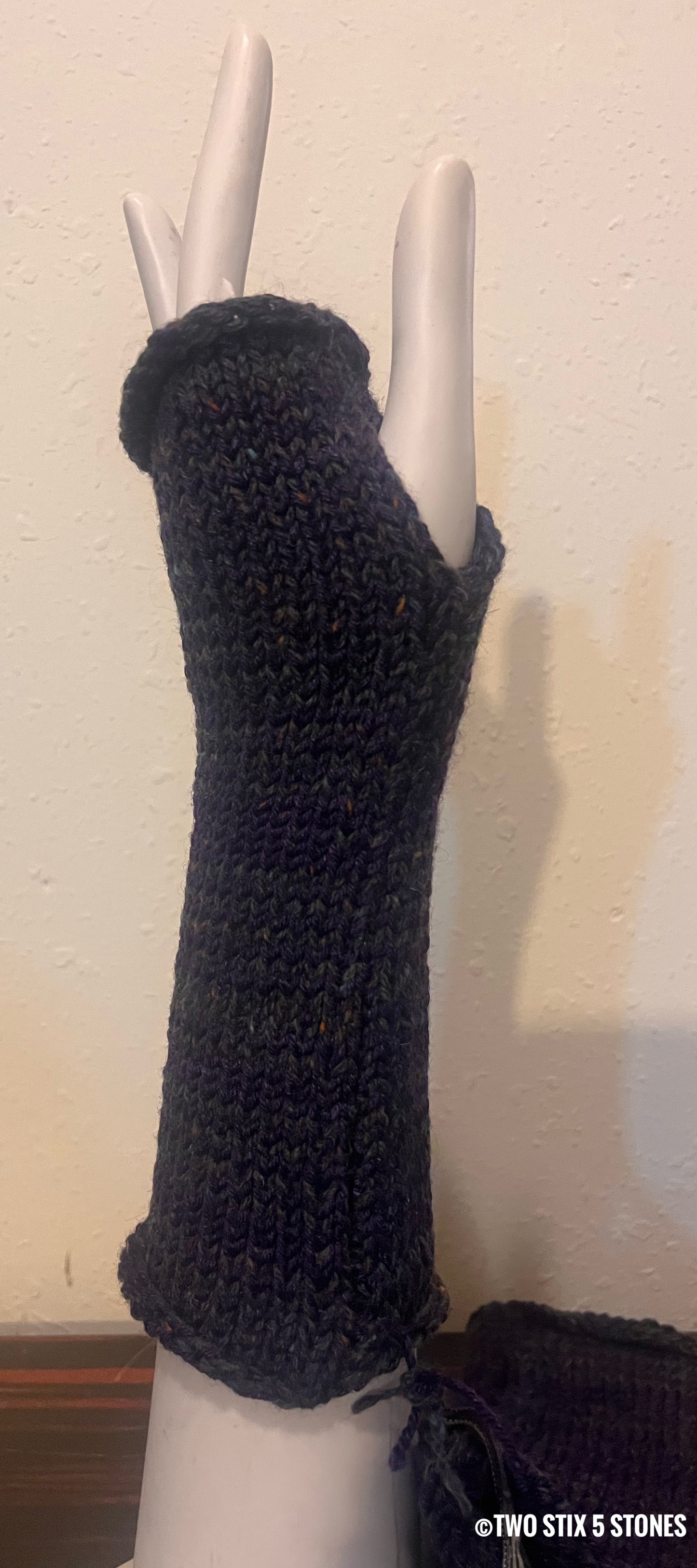 Purple Tweed Fingerless Gloves