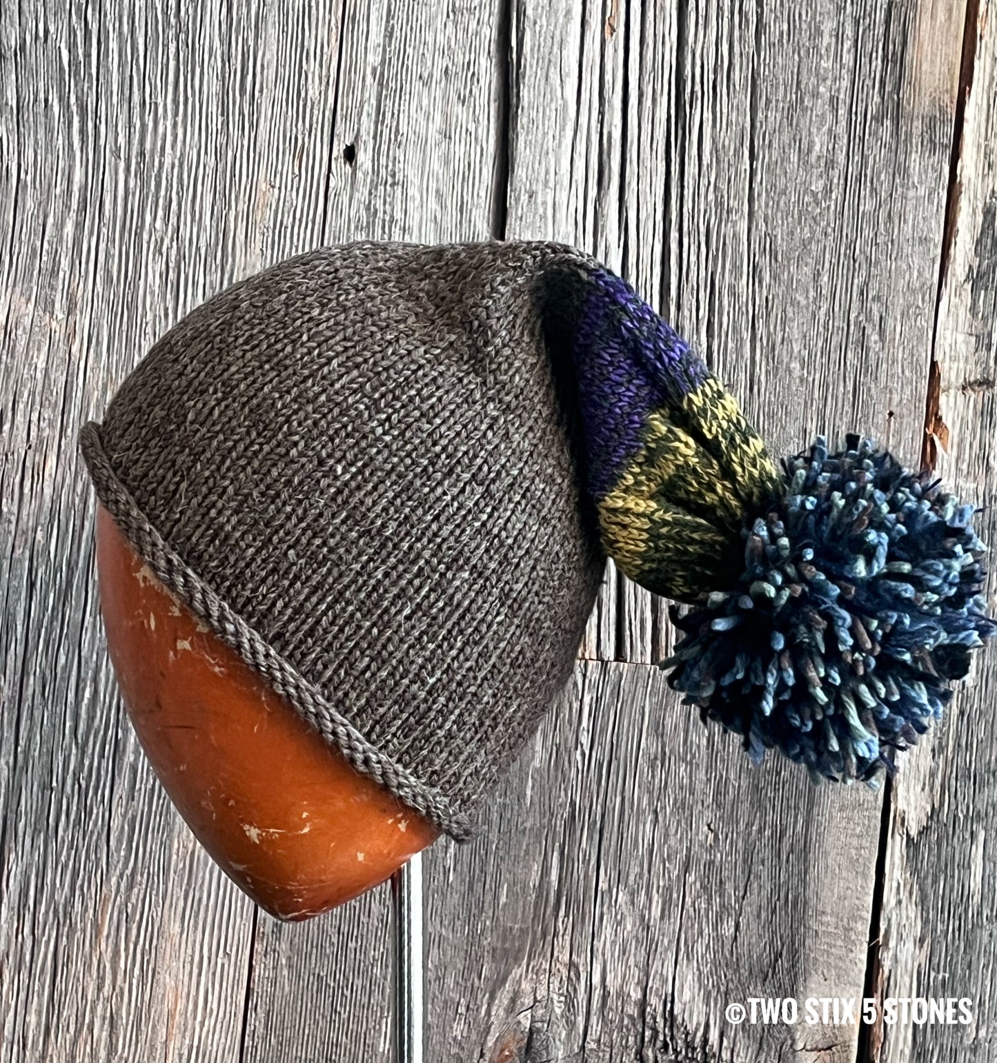 Slouchy Beanie w/Funky Pom Pom