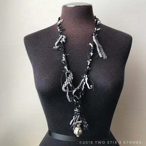 Black & White Fiber Necklace w/Stonoes (FCN027)