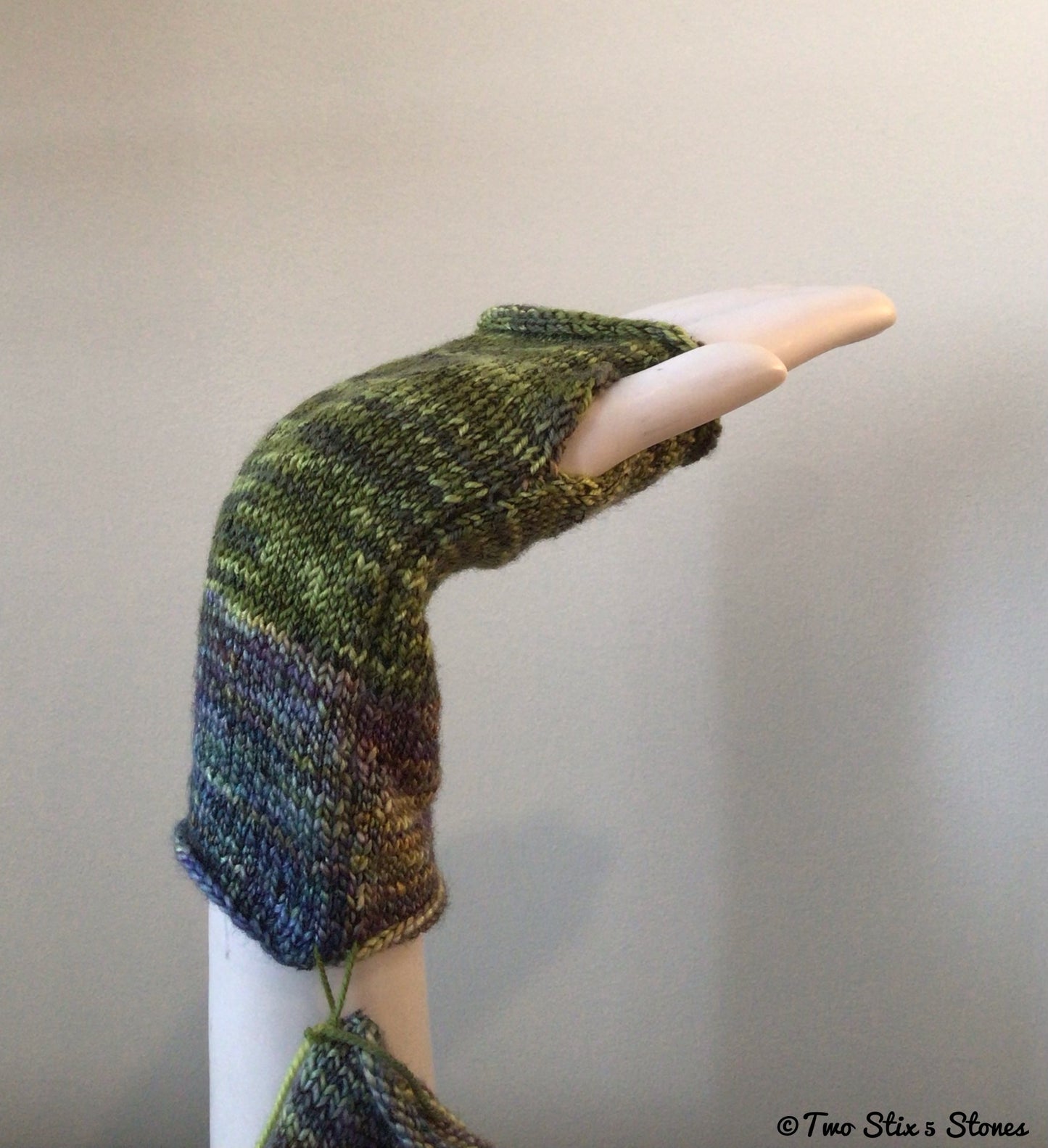 Green Fingerless Gloves