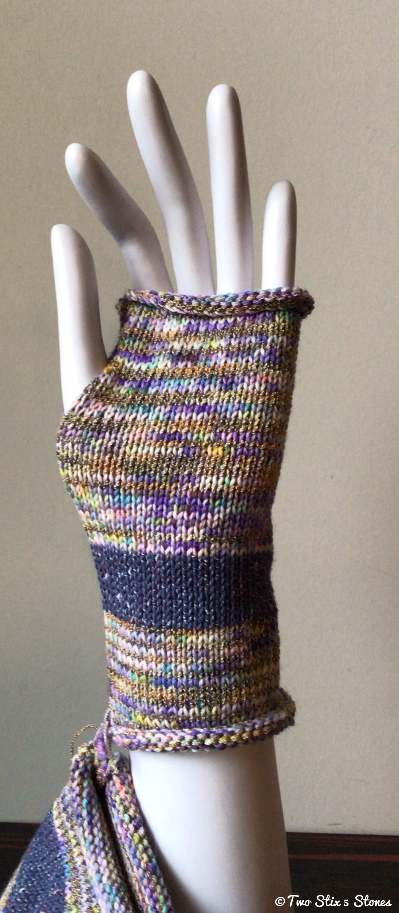 Lavender Tweed Fingerless Gloves