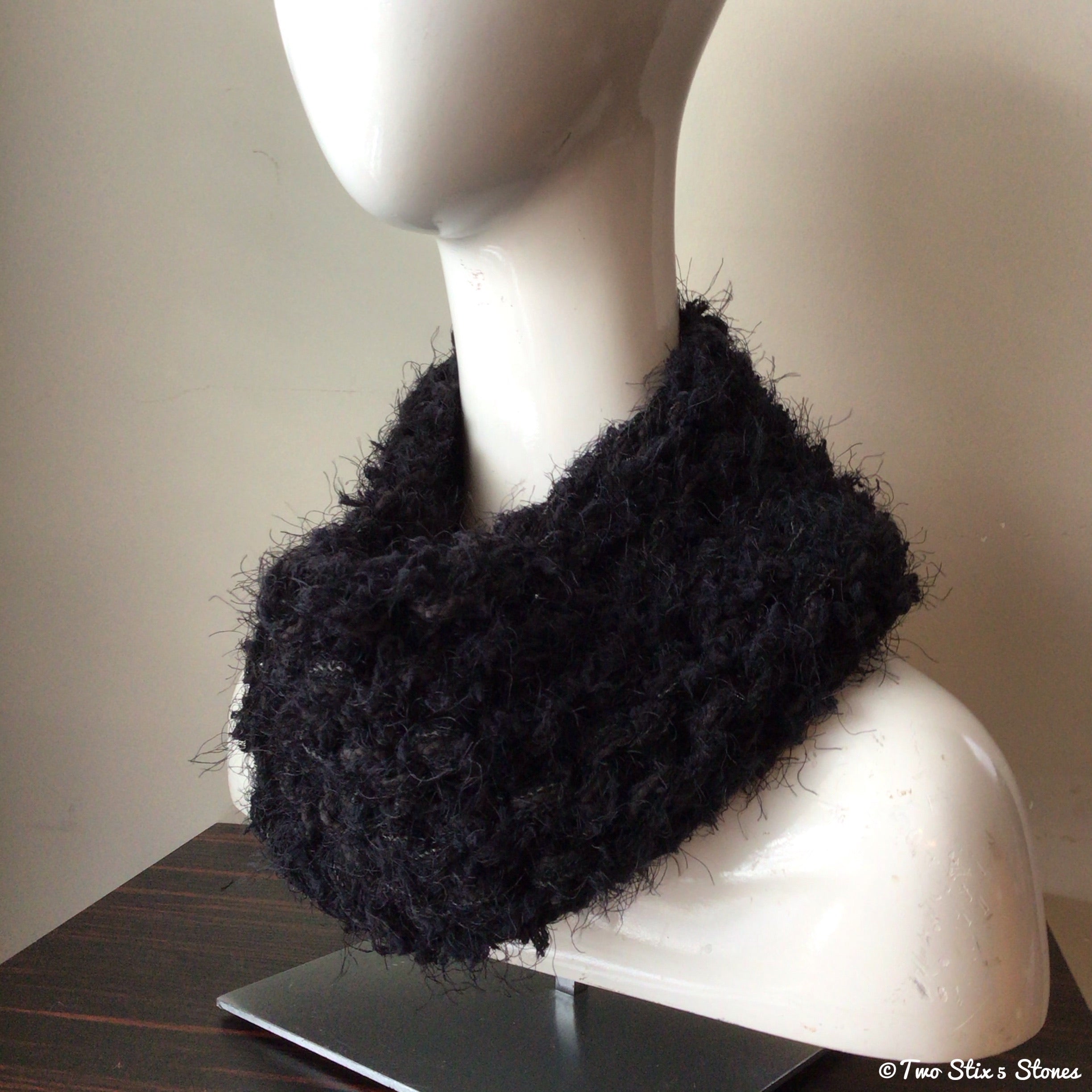 Black Tweed Knit Cowl