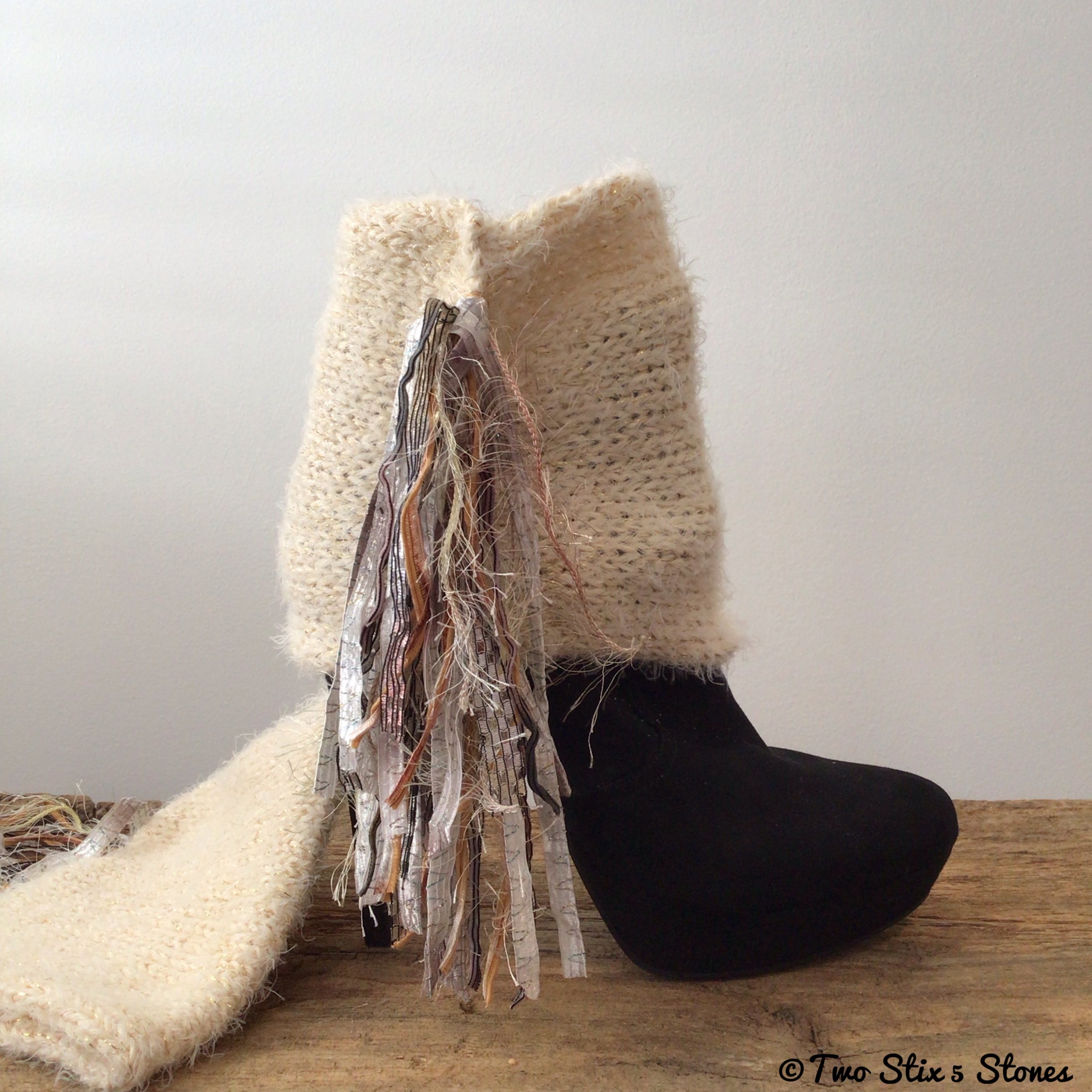 Cream *Diva Chic* Boot Toppers