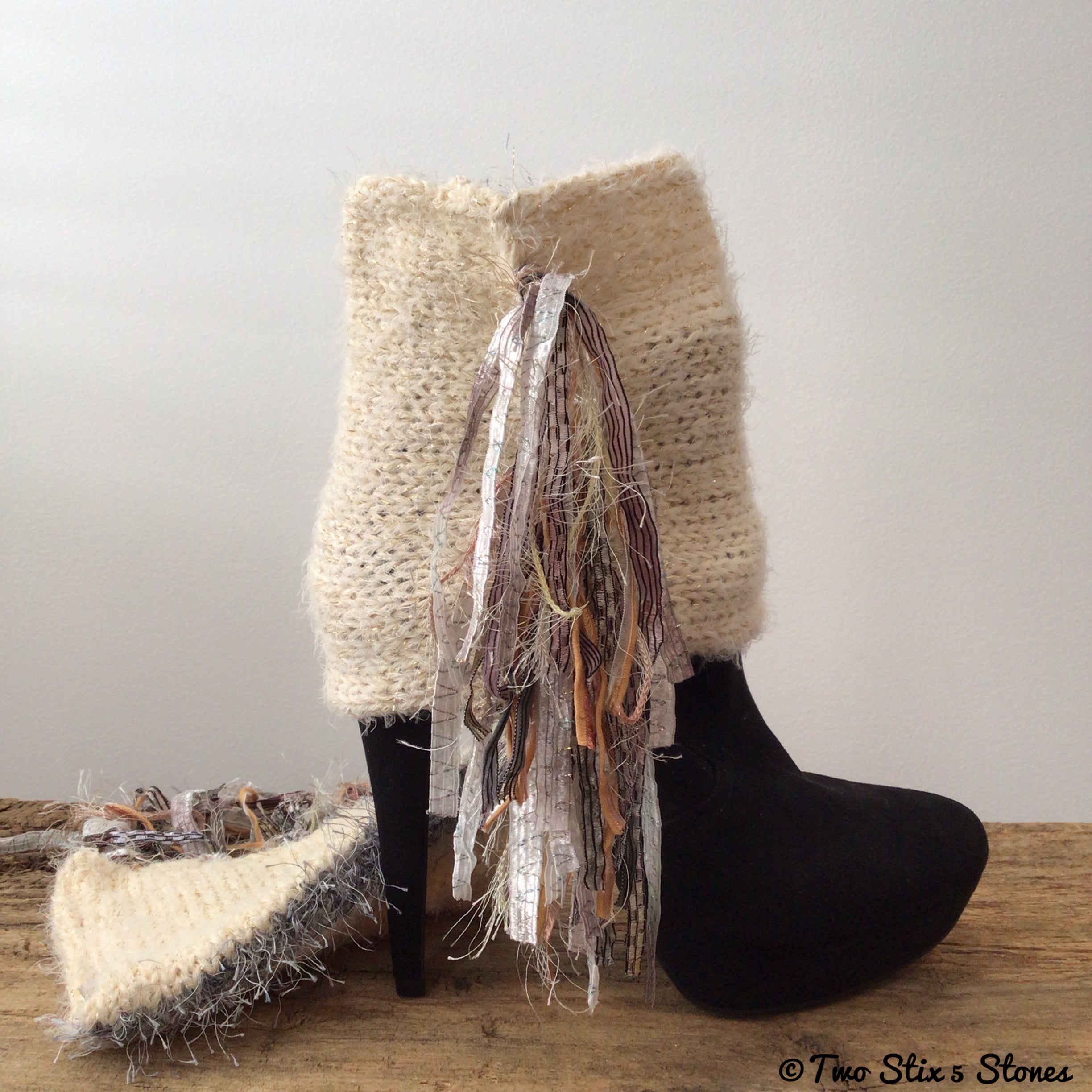 Cream *Diva Chic* Boot Toppers