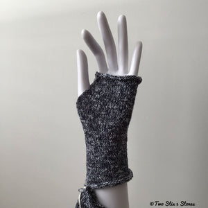 Grey & Black Tweed Knit Fingerless Gloves