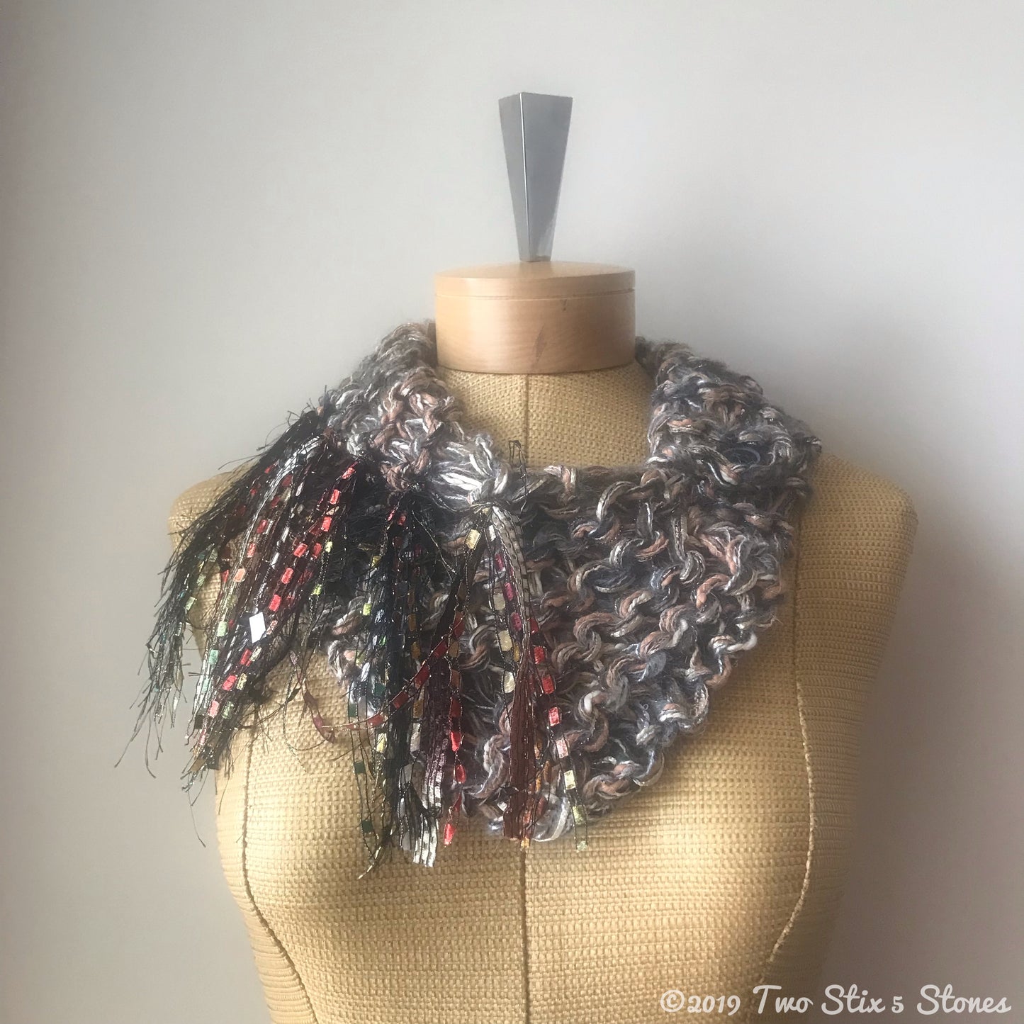 Oatmeal Tweed Shawlette w/Fringe